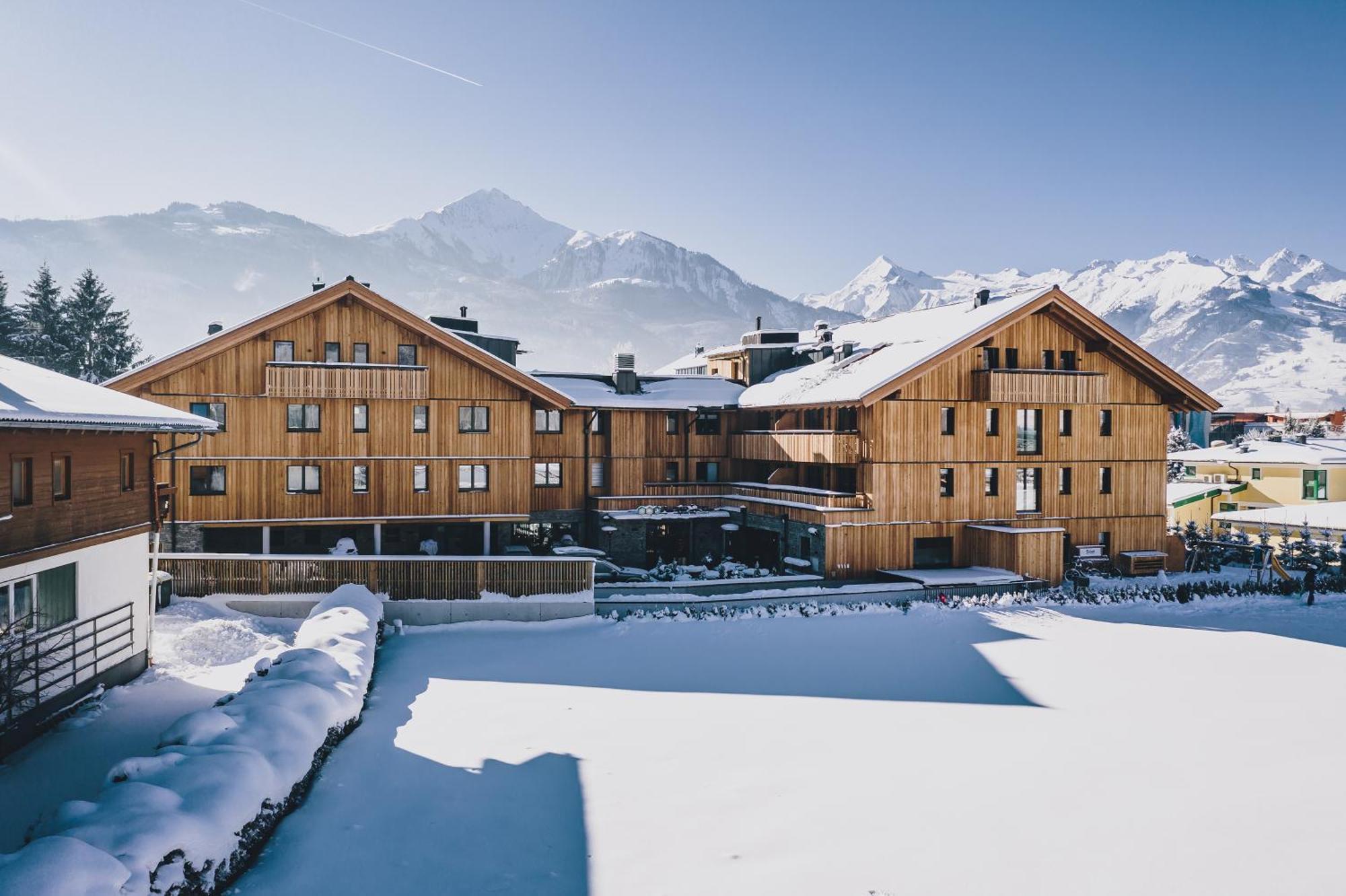 Hotel apartamentowy Elements Zell Am Bw Signature Collection 4*